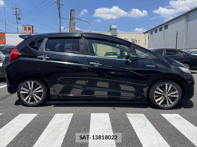 Honda FIT HYBRID 2014-04 8354480-13