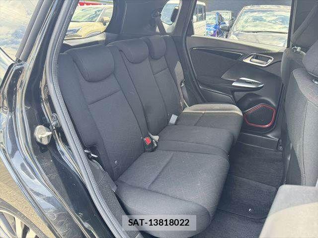 Honda FIT HYBRID 2014-04 8354480-24