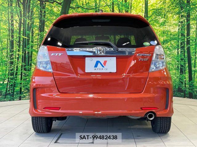 Honda FIT HYBRID 2013-02 8354488-14