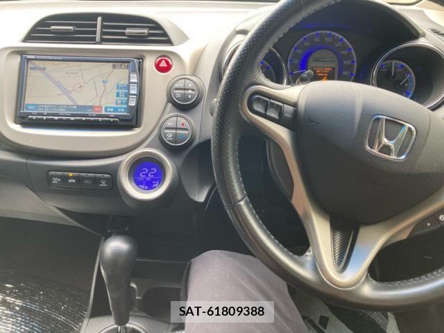 Honda FIT HYBRID 2012-10 8354493-25