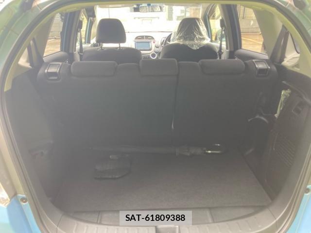 Honda FIT HYBRID 2012-10 8354493-8