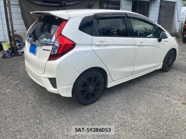 Honda FIT HYBRID 2016-09 8354495-4