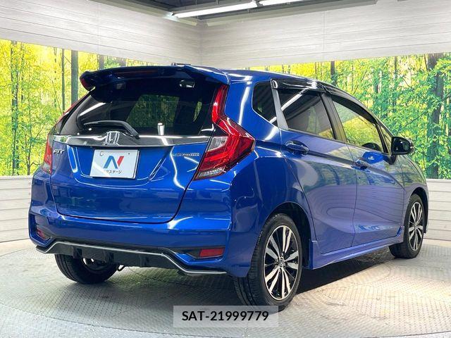 Honda FIT HYBRID 2019-07 8354473-16