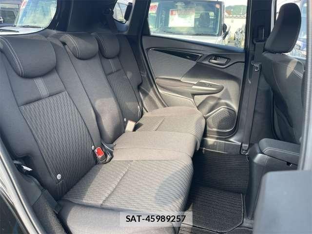 Honda FIT HYBRID 2018-04 8354474-12