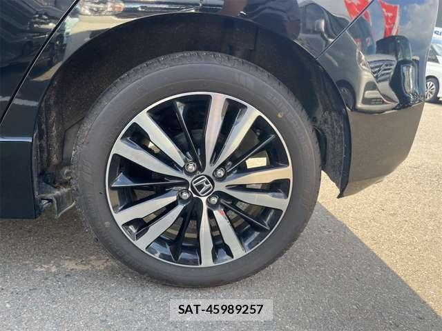 Honda FIT HYBRID 2018-04 8354474-16