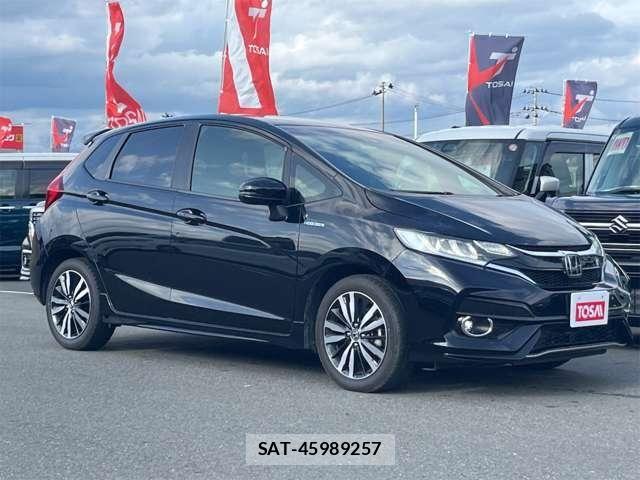 Honda FIT HYBRID 2018-04 8354474-19