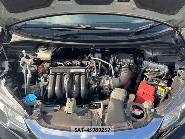 Honda FIT HYBRID 2018-04 8354474-21