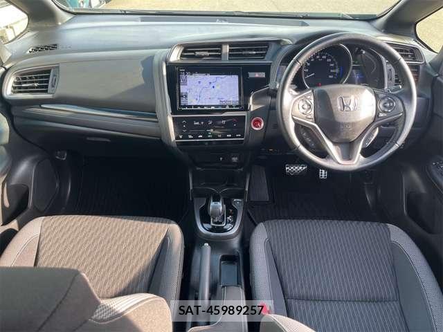 Honda FIT HYBRID 2018-04 8354474-4