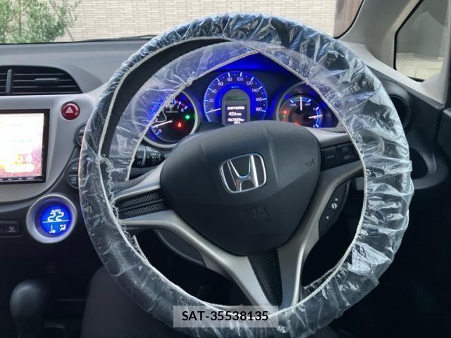 Honda FIT HYBRID 2011-12 8354496-14