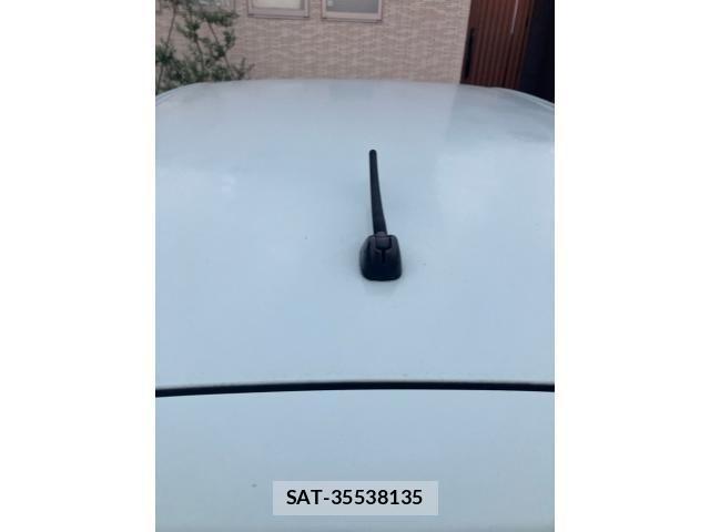 Honda FIT HYBRID 2011-12 8354496-8
