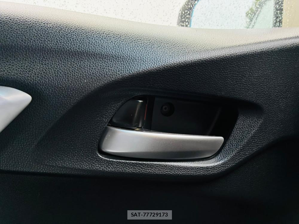 Honda FIT HYBRID 2014-01 8311391-21