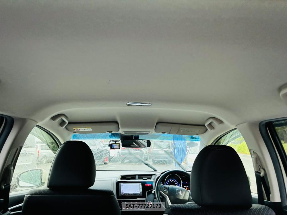 Honda FIT HYBRID 2014-01 8311391-23