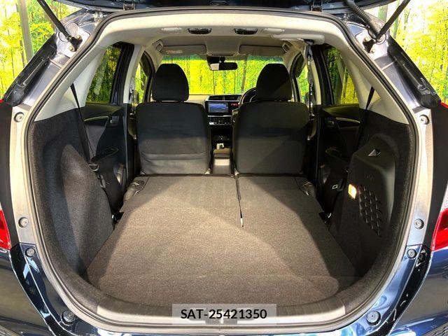 Honda FIT HYBRID 2016-02 8365935-9