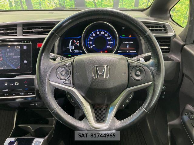 Honda FIT HYBRID 2013-12 8365937-12
