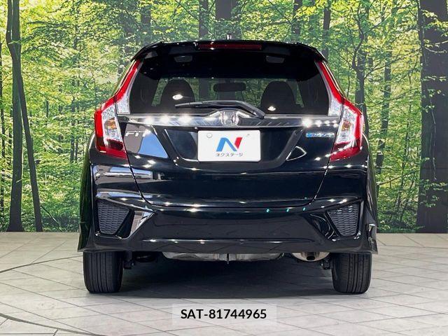 Honda FIT HYBRID 2013-12 8365937-16