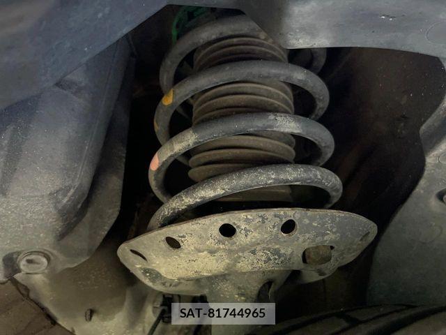 Honda FIT HYBRID 2013-12 8365937-19