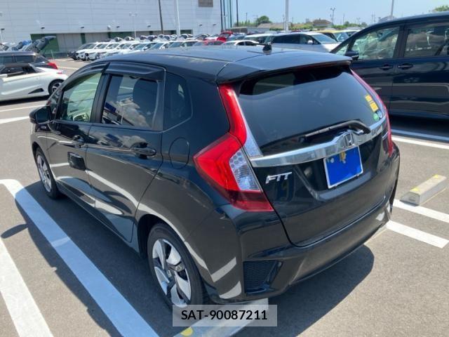 Honda FIT HYBRID 2013-10 8365945-5
