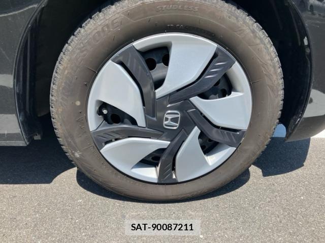 Honda FIT HYBRID 2013-10 8365945-6