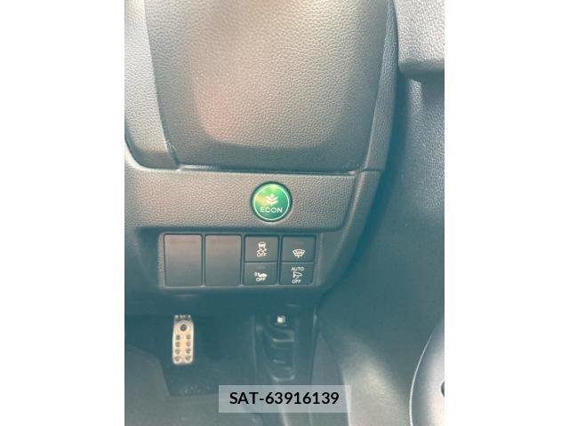 Honda FIT HYBRID 2015-01 8365939-13