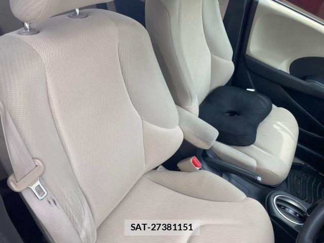 Honda FIT HYBRID 2011-08 8365951-10