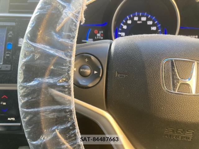 Honda FIT HYBRID 2015-09 8365943-14