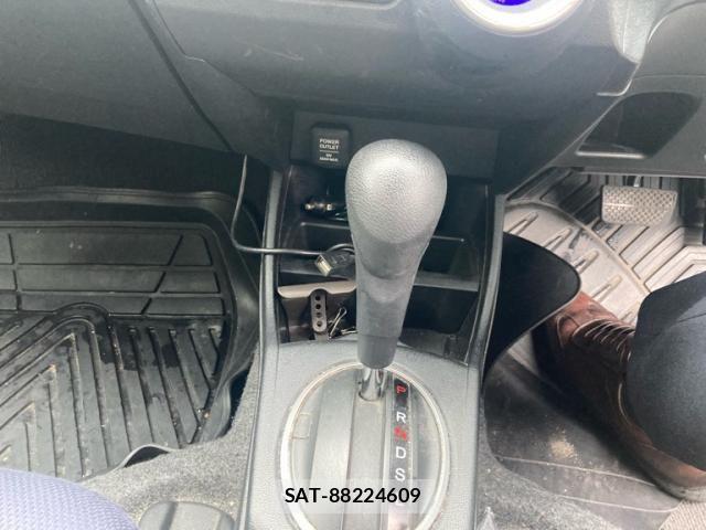 Honda FIT HYBRID 2011-08 8365950-26