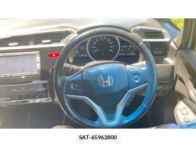 Honda FIT HYBRID 2014-02 8365946-10
