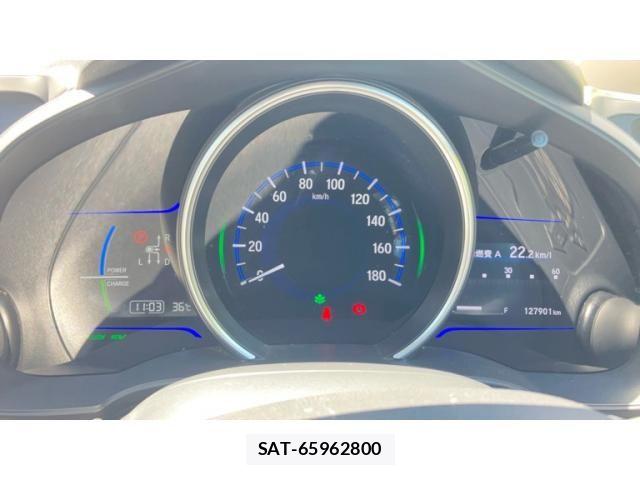 Honda FIT HYBRID 2014-02 8365946-11