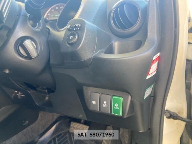 Honda FIT HYBRID 2011-12 8365947-14