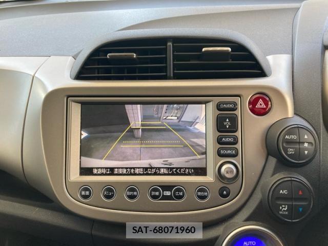 Honda FIT HYBRID 2011-12 8365947-17