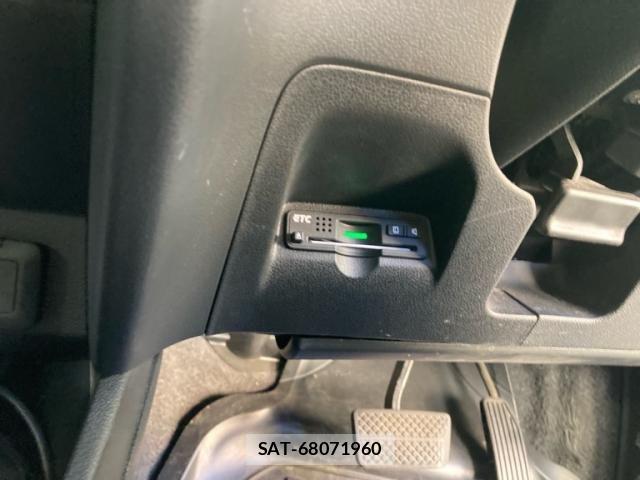 Honda FIT HYBRID 2011-12 8365947-18