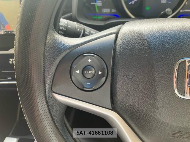 Honda FIT HYBRID 2015-01 8365941-14