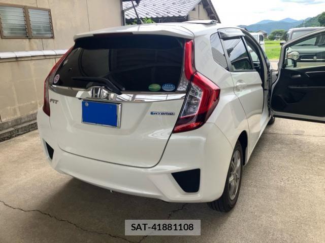 Honda FIT HYBRID 2015-01 8365941-2