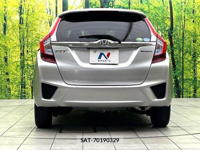 Honda FIT HYBRID 2016-11 8365936-14
