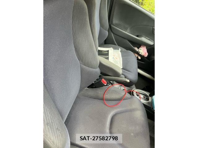 Honda FIT HYBRID 2012-08 8365948-20