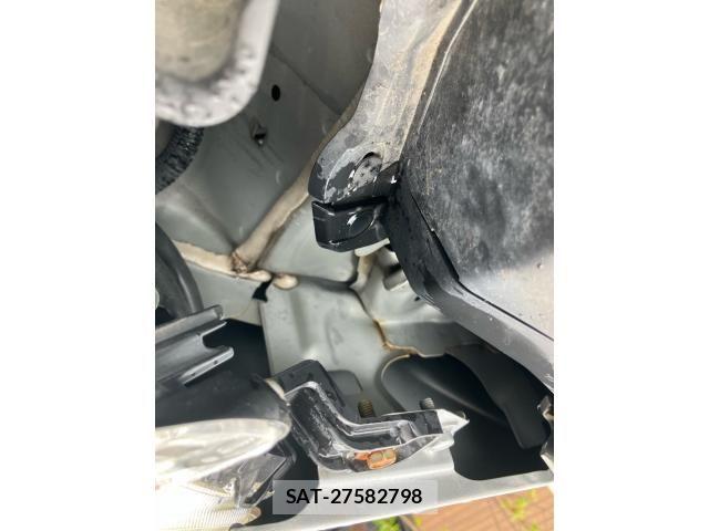 Honda FIT HYBRID 2012-08 8365948-27