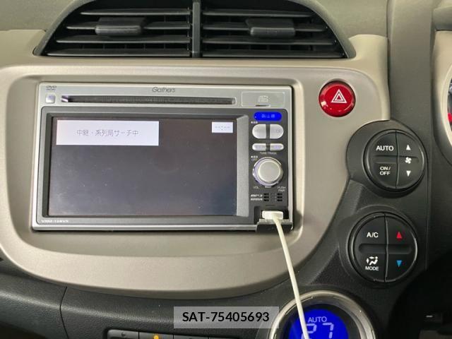 Honda FIT HYBRID 2012-07 8365952-22
