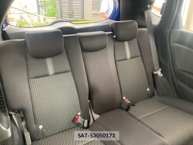 Honda FIT HYBRID 2017-11 8365931-11