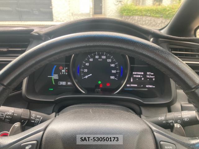 Honda FIT HYBRID 2017-11 8365931-13