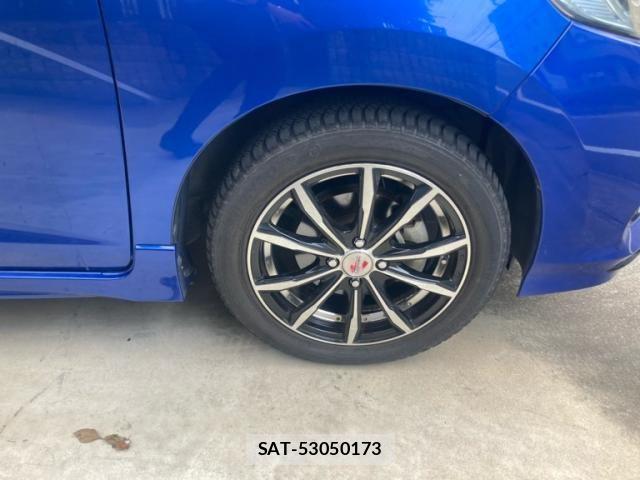 Honda FIT HYBRID 2017-11 8365931-7