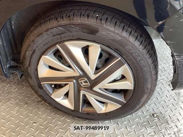 Honda FIT HYBRID 2017-04 8365934-13