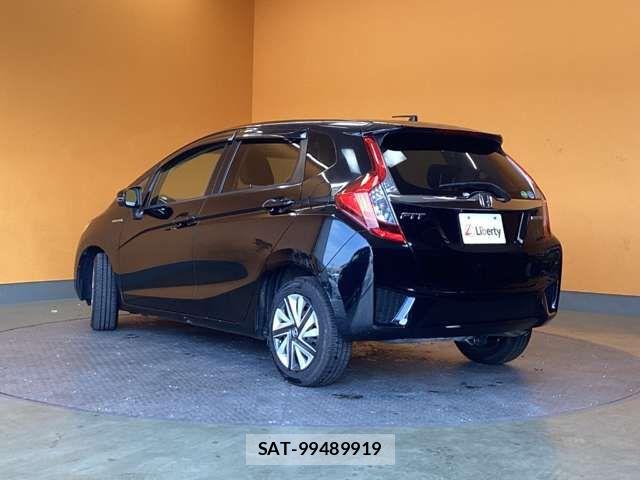 Honda FIT HYBRID 2017-04 8365934-6