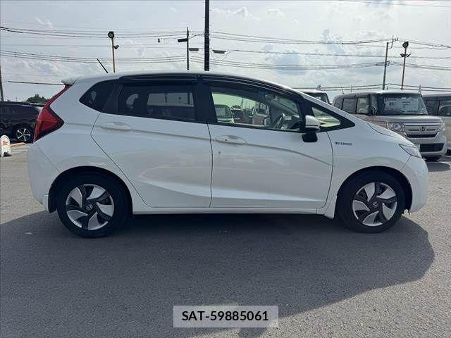 Honda FIT HYBRID 2013-11 8365938-11