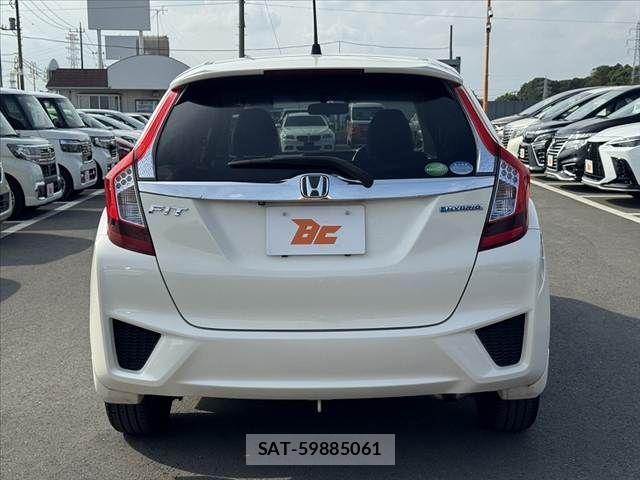 Honda FIT HYBRID 2013-11 8365938-13