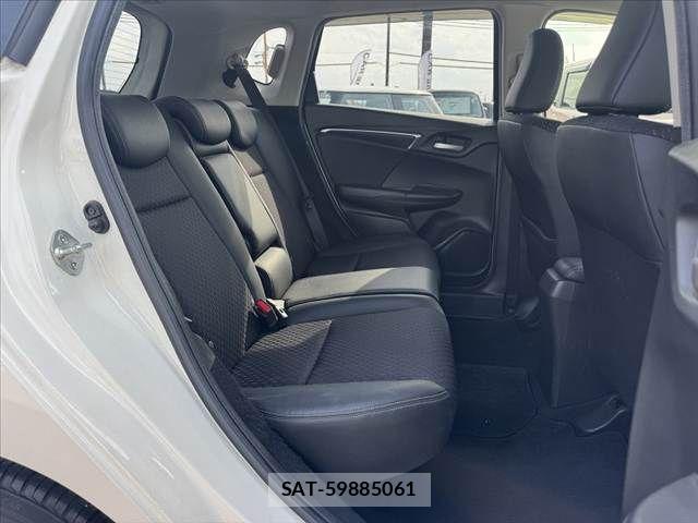 Honda FIT HYBRID 2013-11 8365938-19