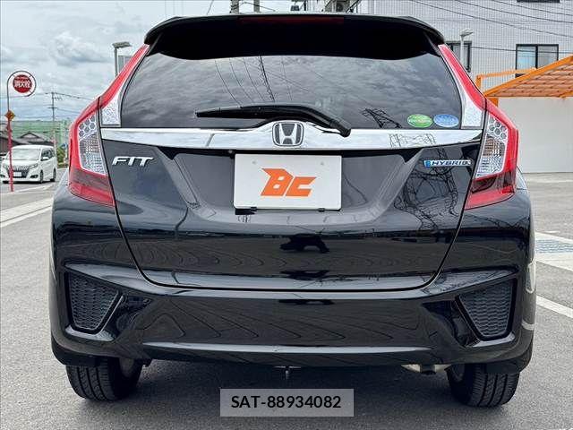 Honda FIT HYBRID 2016-07 8365940-13