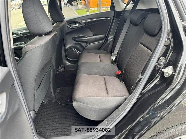 Honda FIT HYBRID 2016-07 8365940-18