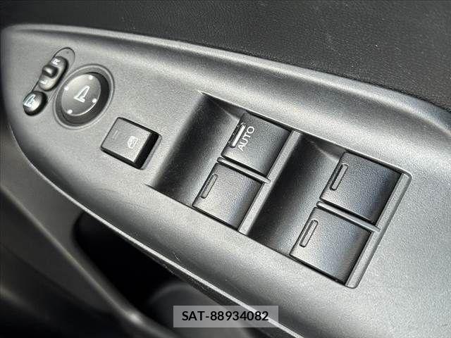 Honda FIT HYBRID 2016-07 8365940-29
