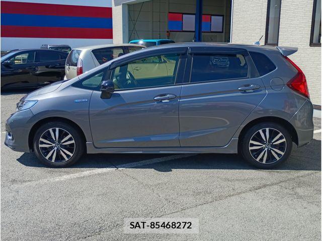 Honda FIT HYBRID 2018-02 8371659-3