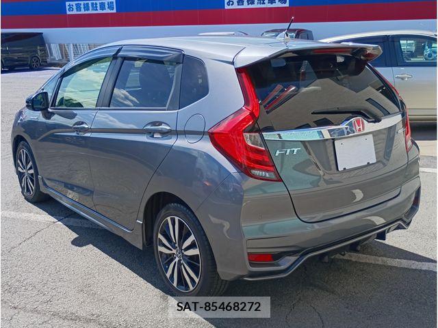 Honda FIT HYBRID 2018-02 8371659-4
